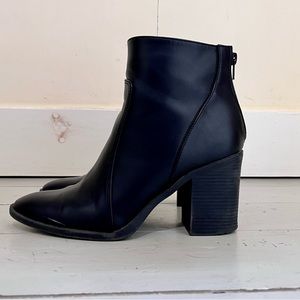 Black heeled booties size 8.5